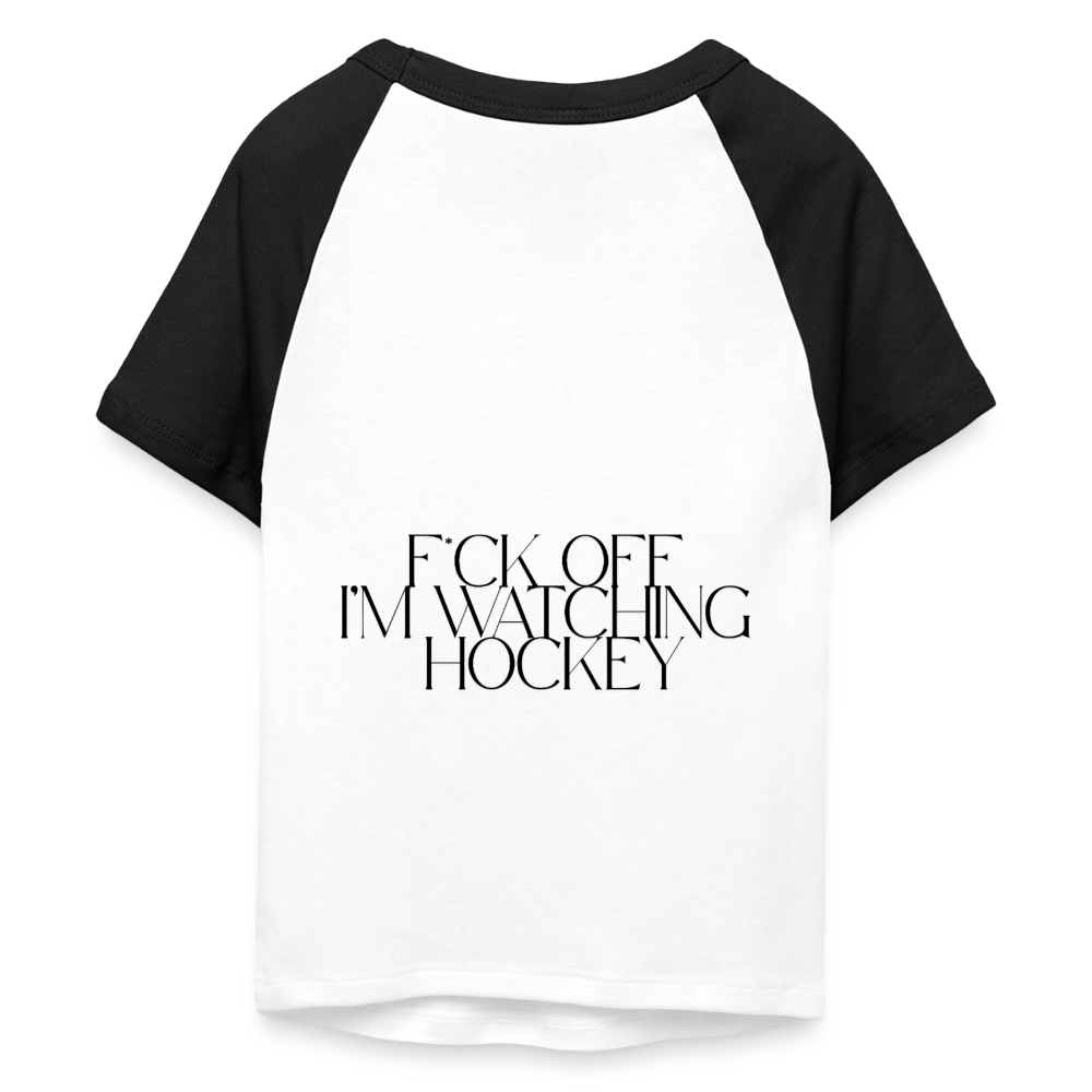 I’m Watching Hockey Cropped Baseball T-Shirt - Weiß/Schwarz
