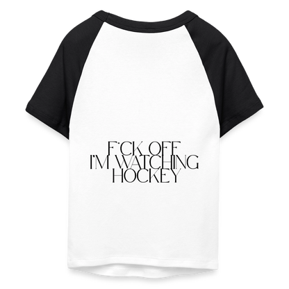 I’m Watching Hockey Cropped Baseball T-Shirt - Weiß/Schwarz